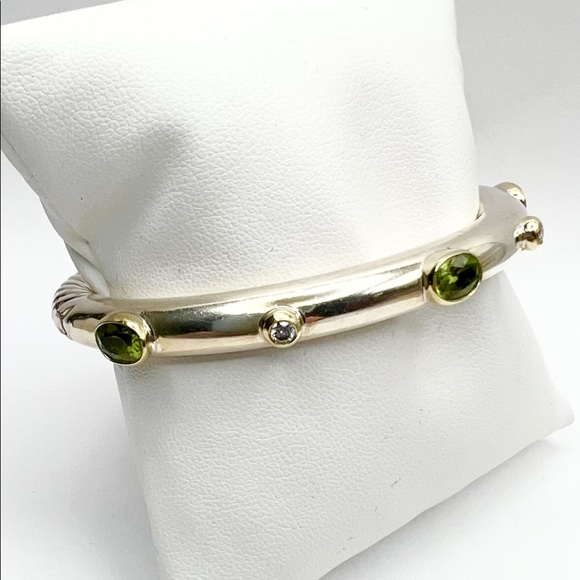 David Yurman 18K Gold, Peridot & Diamond Hinged Bangle Bracelet - Picture 3 of 16